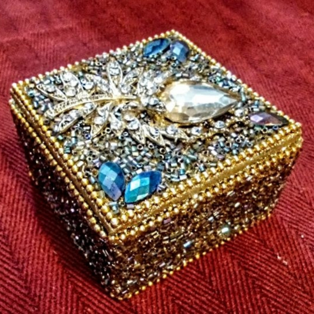 Trinkits box